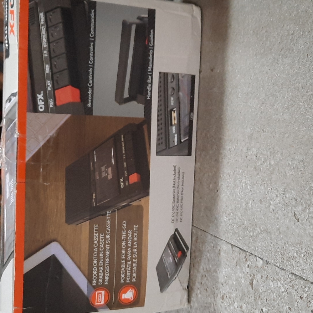 QFX Classic Style Cassette recorder wi th USB Port